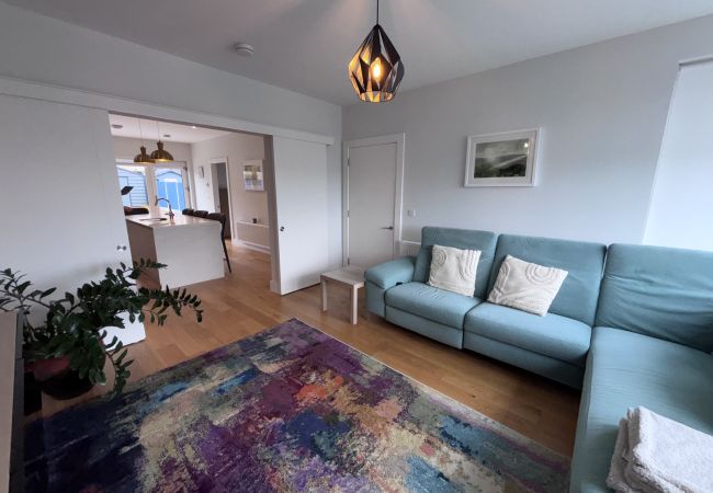 House in Baldoyle - Eloquent North Dublin House 