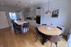 House in Baldoyle - Eloquent North Dublin House 