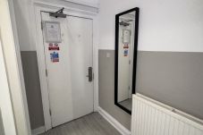 Rent by room in Edinburgh - The Maitland - Triple Room